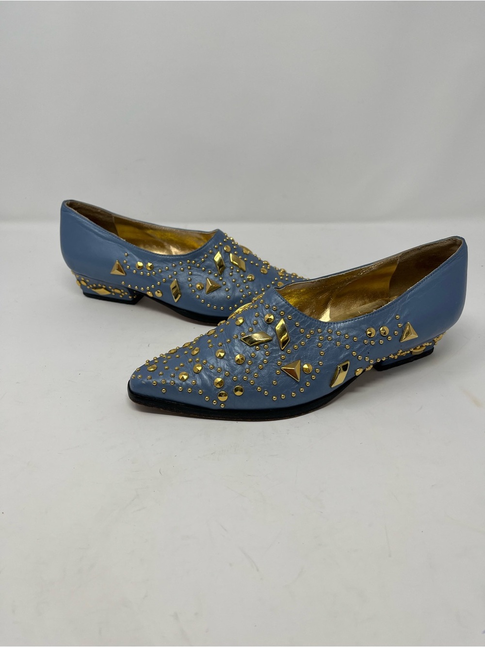 Vintage Fantasy Collection Gold studded point toe slip on shoe 7 - Picture 2 of 12